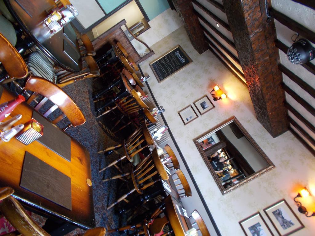 The White Lion Hotel มาฮันเล็ธ ภายนอก รูปภาพ